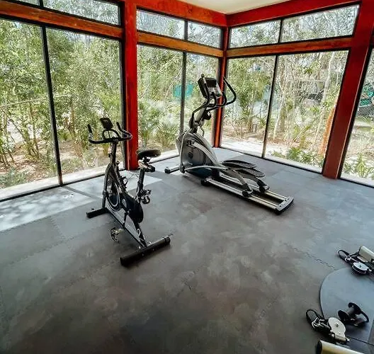 Coral Loft, 2 Pools, Parking, Gym, Pet Park Apartment Tulum