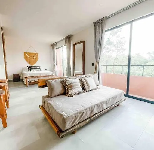 Apartment Coral Loft, 2 Pools, Parking, Gym, Pet Park *
