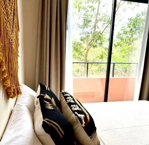 Apartment Coral Loft, 2 Pools, Parking, Gym, Pet Park